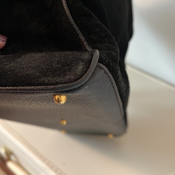 Vintage Gucci Diana Black Suede Bamboo Two Way - Picture 10 of 16